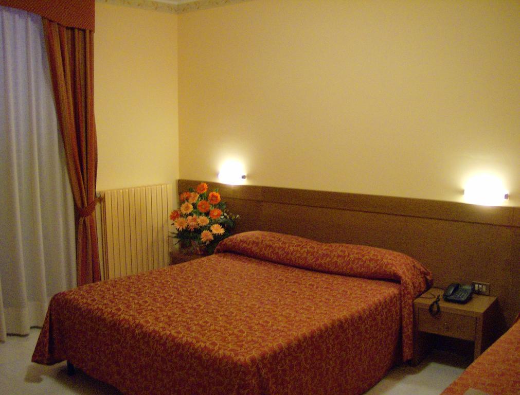 Hotel Zi Marianna Pertosa Ruang foto